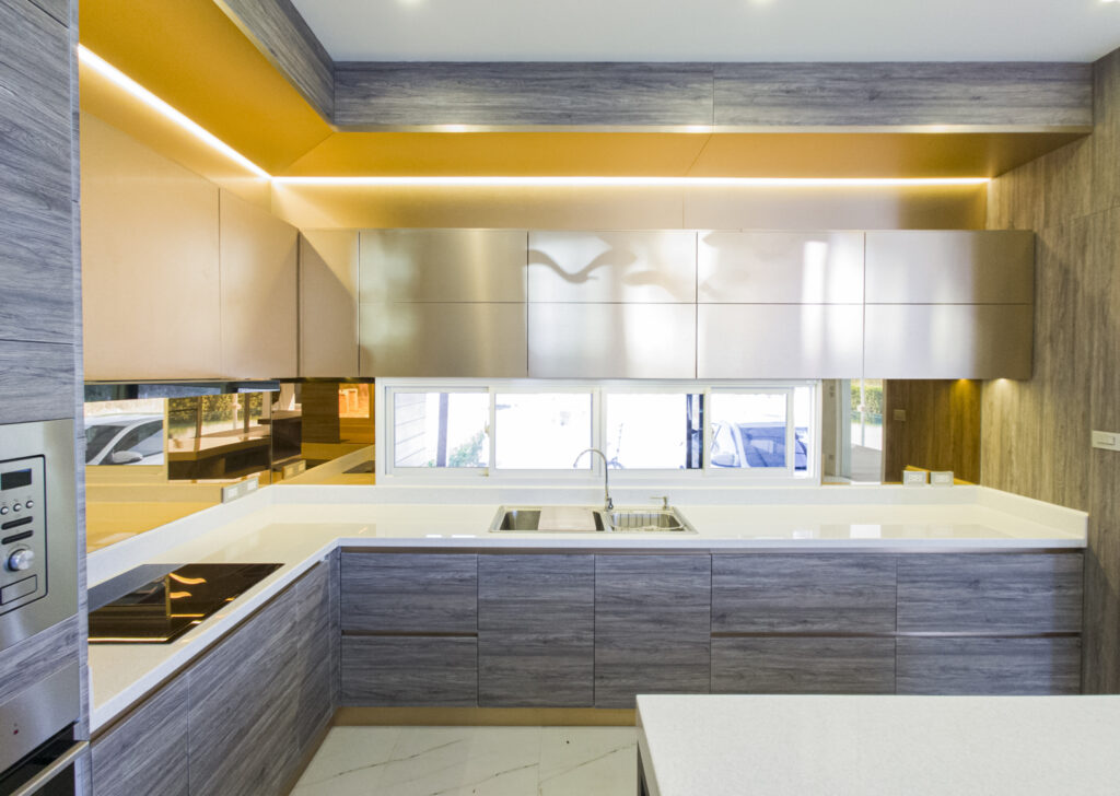 เฟอร์นิเจอร์บิวท์อิน ชุดครัว