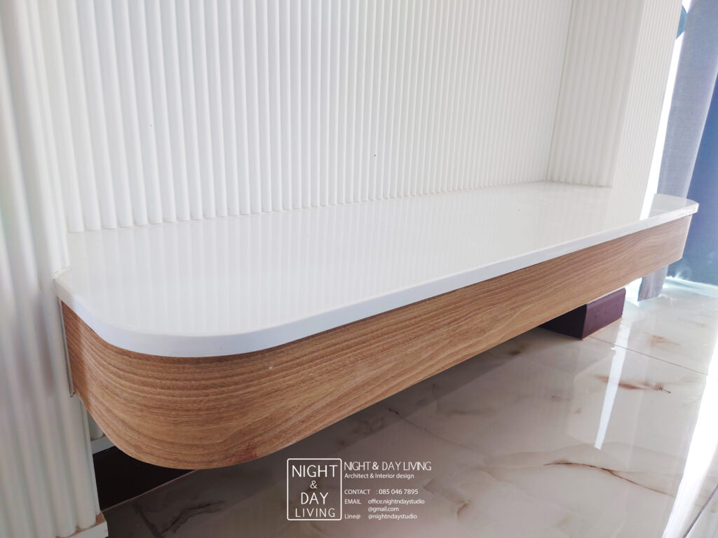 ชั้นแขวนผ้าสั่งทำ